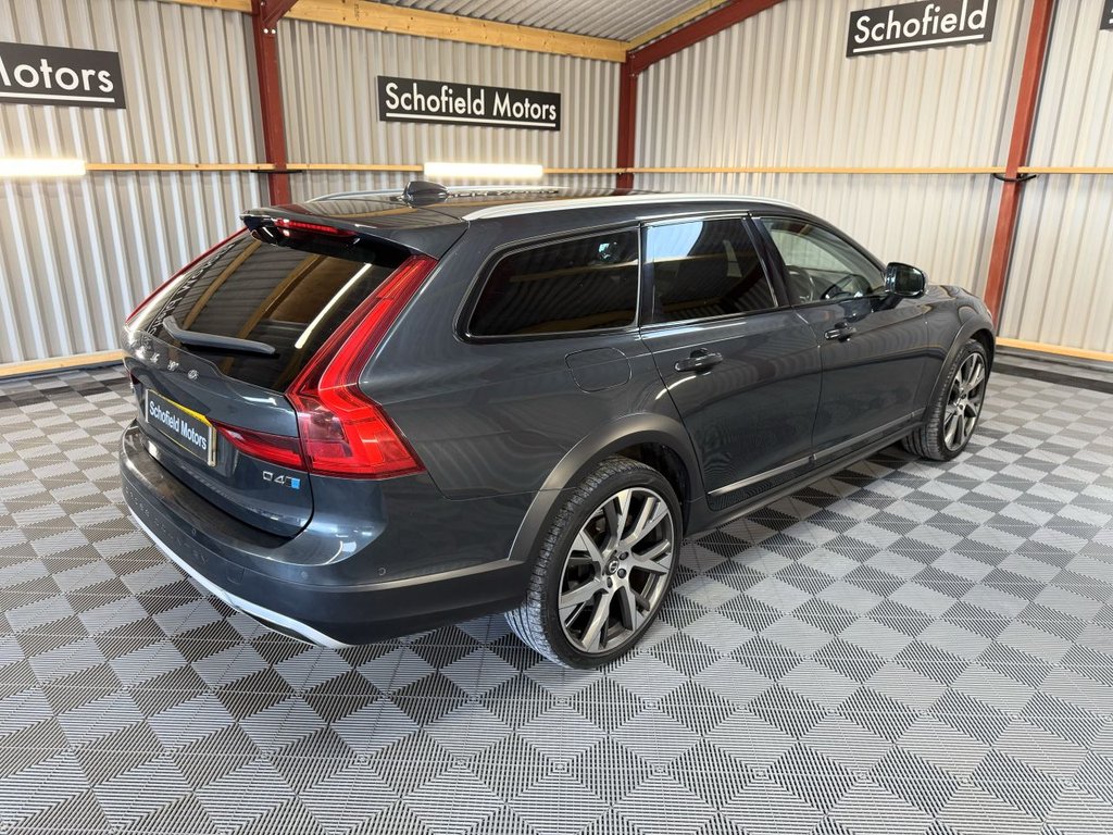Used Volvo V90 2018 for sale - 76048428: Photo 26