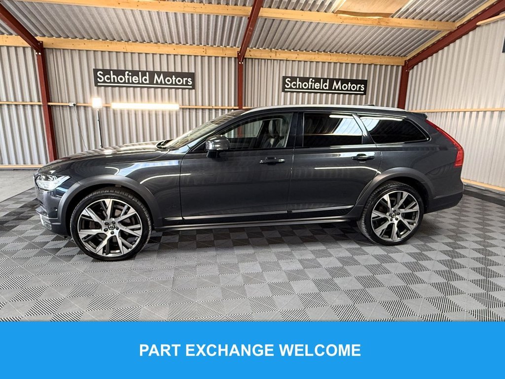 Used Volvo V90 2018 for sale - 76048428: Photo 3