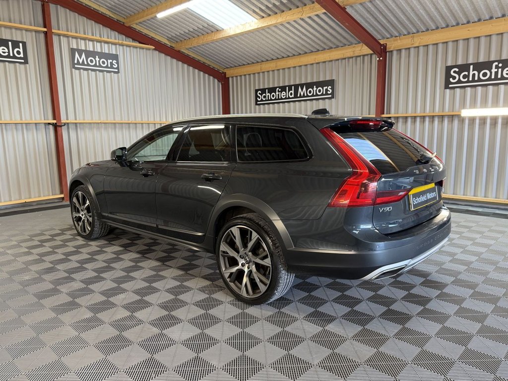 Used Volvo V90 2018 for sale - 76048428: Photo 30