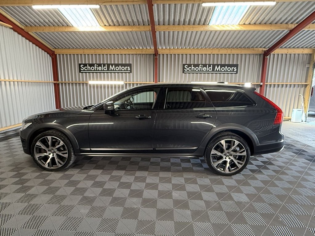 Used Volvo V90 2018 for sale - 76048428: Photo 31