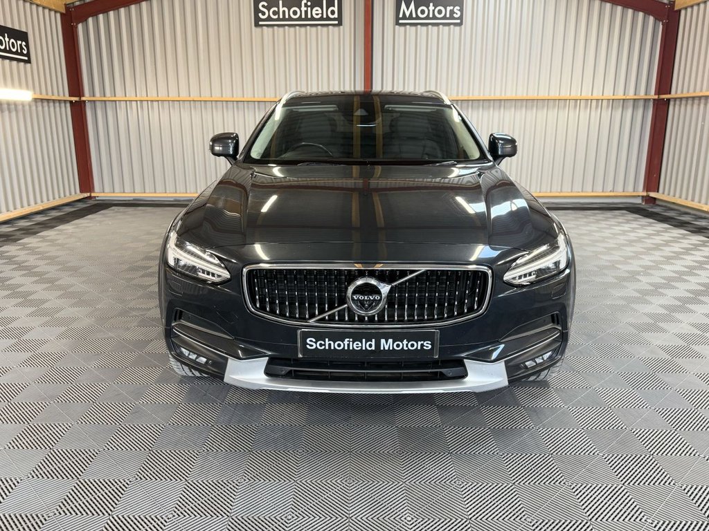 Used Volvo V90 2018 for sale - 76048428: Photo 40