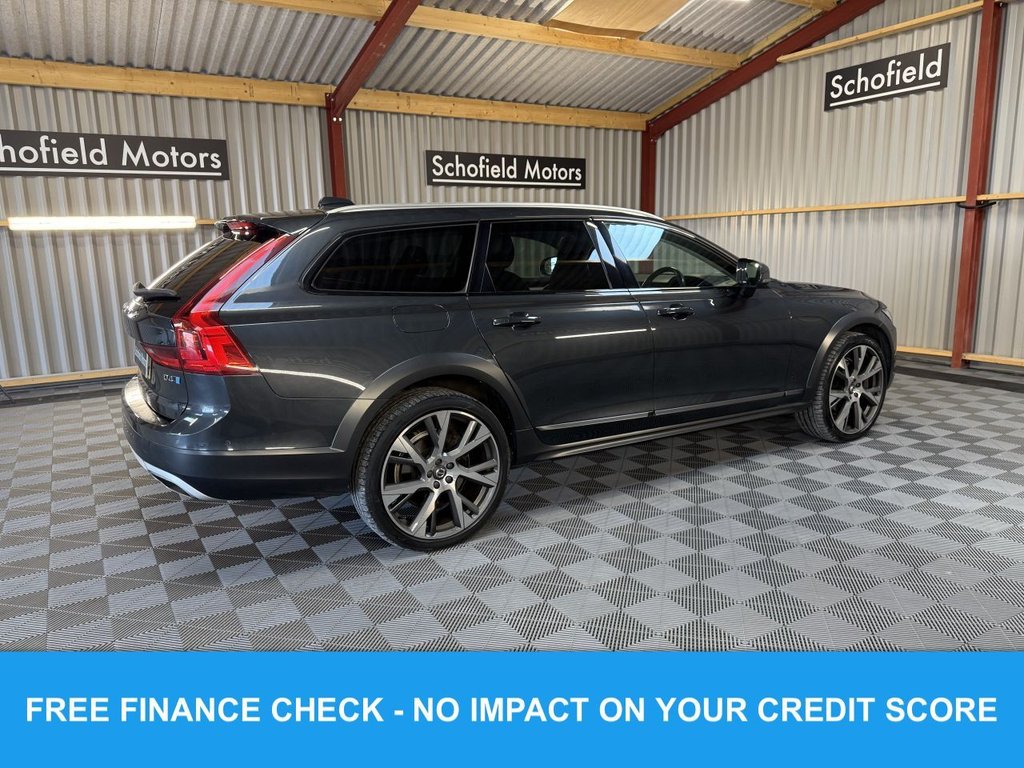 Used Volvo V90 2018 for sale - 76048428: Photo 5