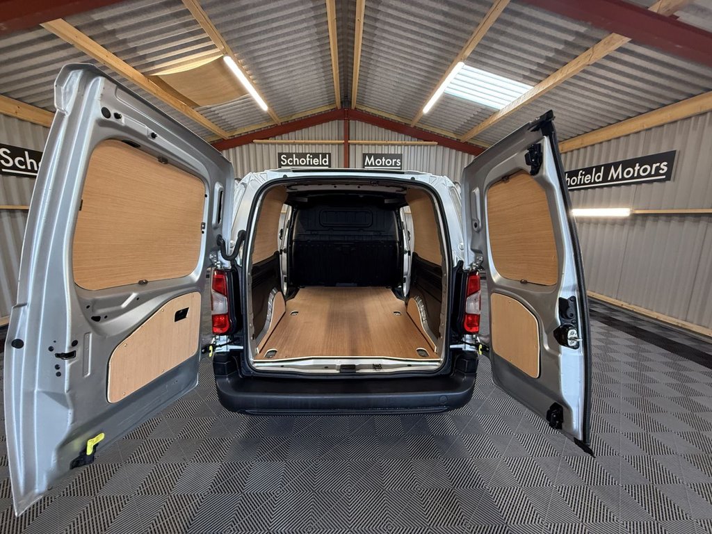 Used Vauxhall Combo 2021 for sale - 76758712: Photo 43