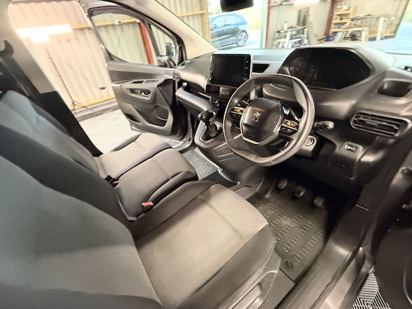 Used Peugeot Partner 2019 for sale - 76266771: Photo 30