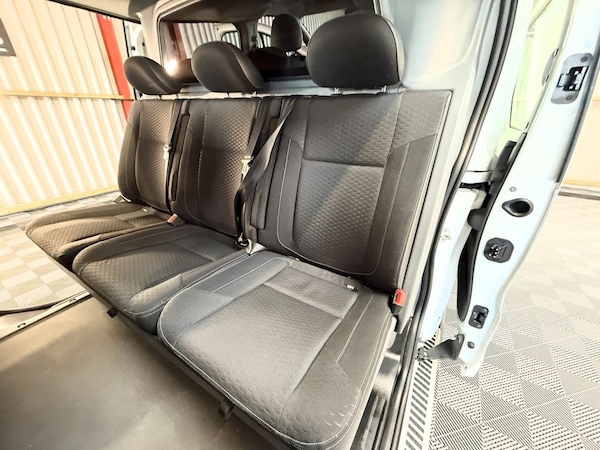 Used Vauxhall Vivaro 2016 for sale - 76173165: Photo 19