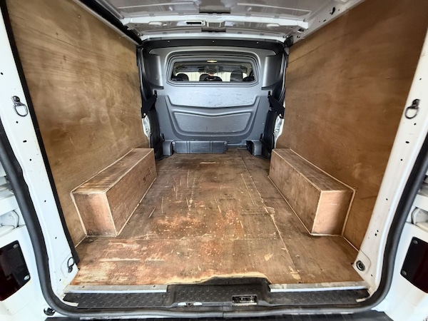 Used Vauxhall Vivaro 2016 for sale - 76173165: Photo 27