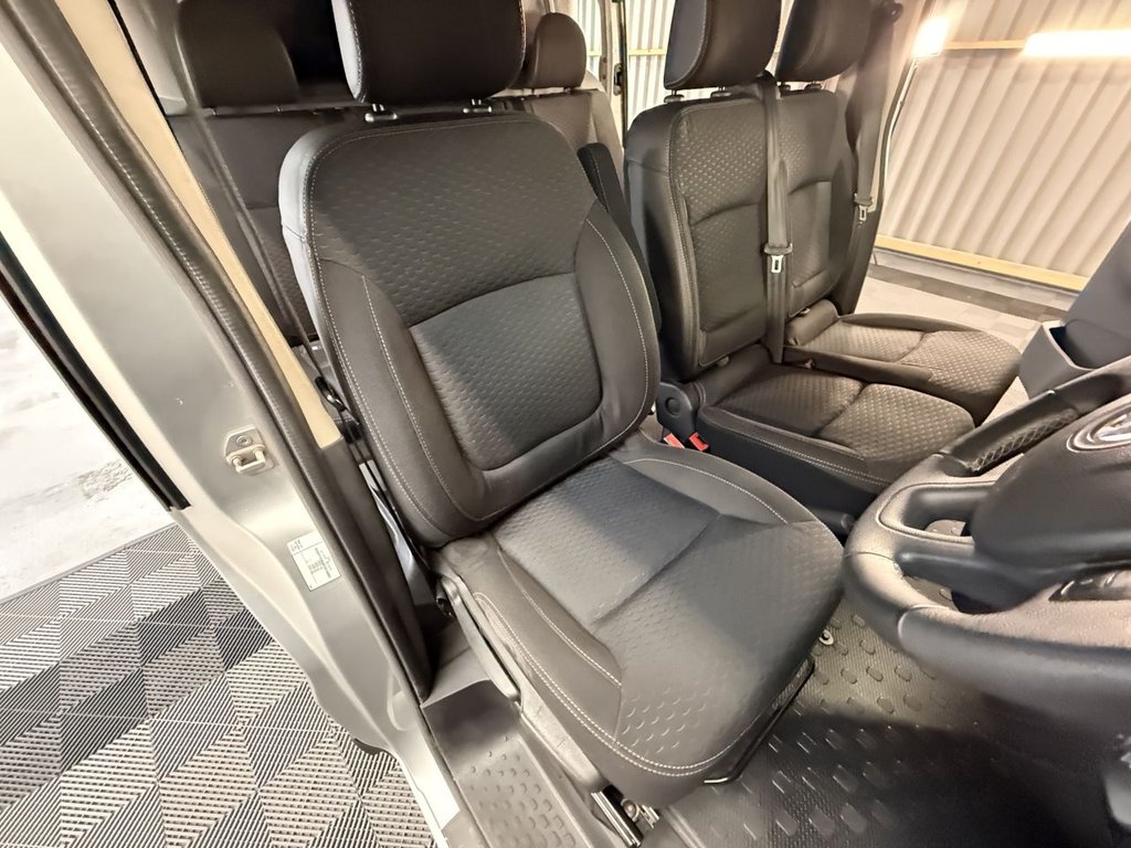 Used Vauxhall Vivaro 2019 for sale - 76481619: Photo 9