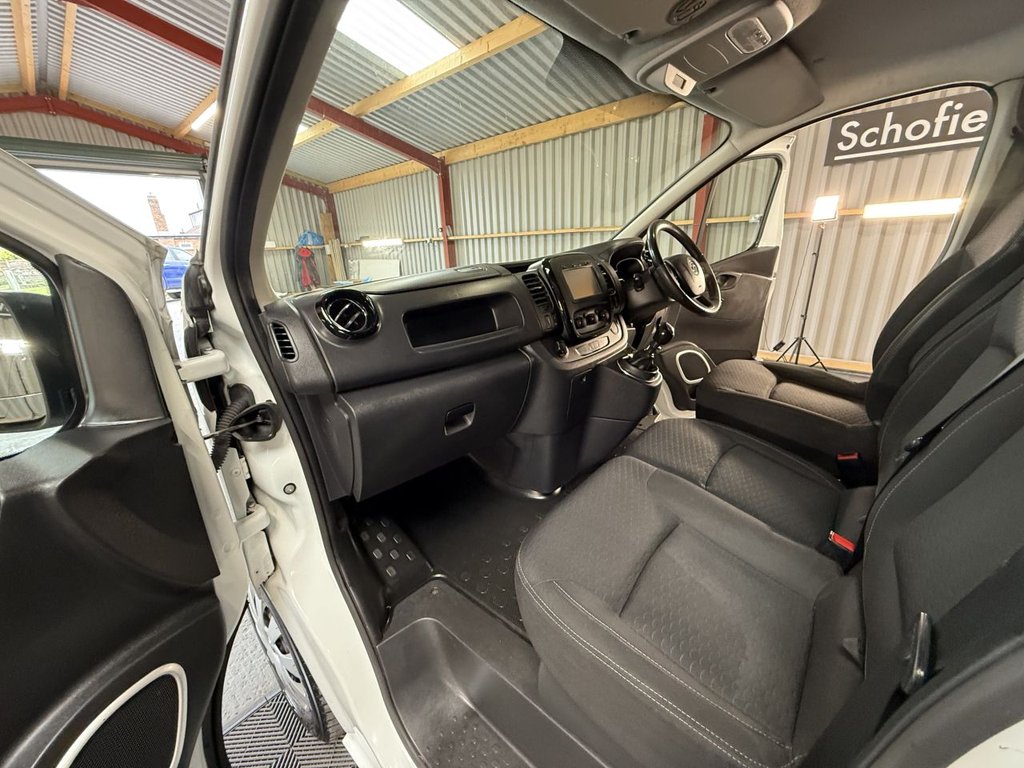 Used Vauxhall Vivaro 2018 for sale - 76286104: Photo 32