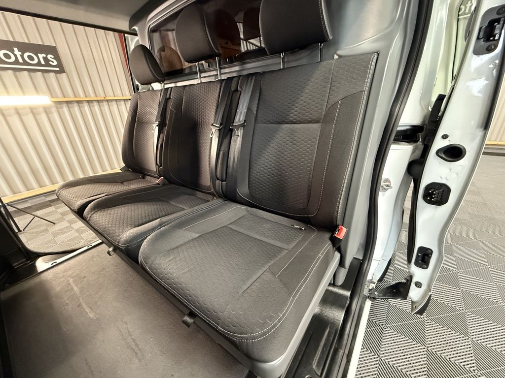 Used Vauxhall Vivaro 2018 for sale - 76286104: Photo 39