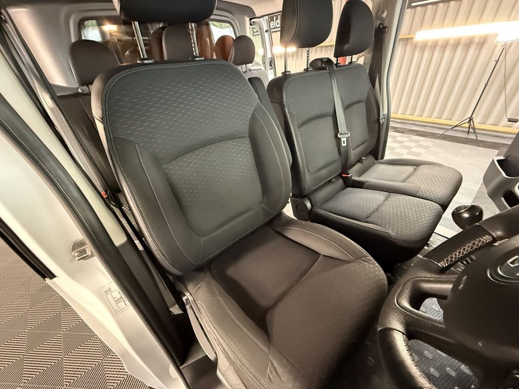 Used Vauxhall Vivaro 2018 for sale - 76286104: Photo 6