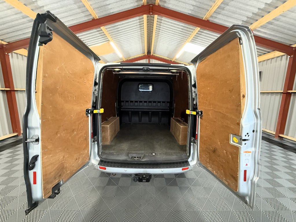 Used Ford Transit Custom 2015 for sale - 76546387: Photo 12