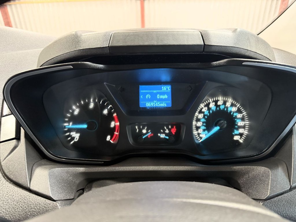 Used Ford Transit Custom 2015 for sale - 76546387: Photo 19