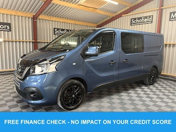 Used Nissan NV300 2020 for sale - 75585858: Photo