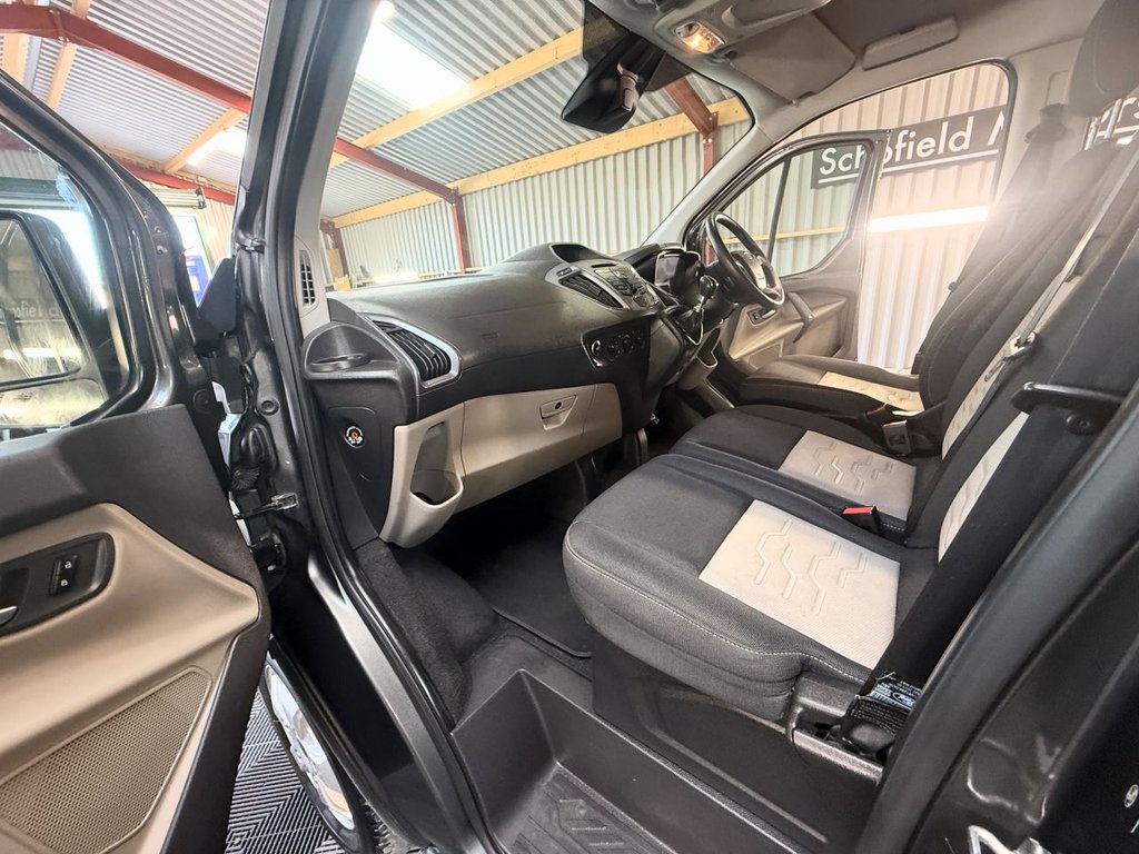 Used Ford Transit Custom 2017 for sale - 77110628: Photo 25