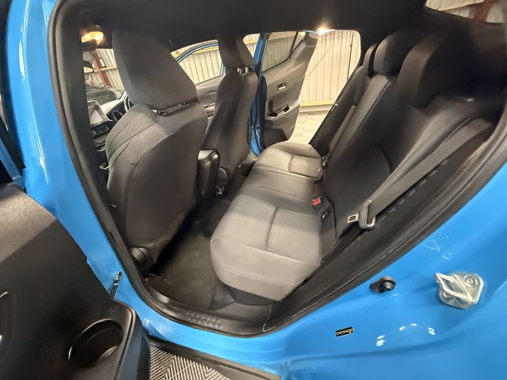 Used Toyota C-HR 2018 for sale - 77512530: Photo 49