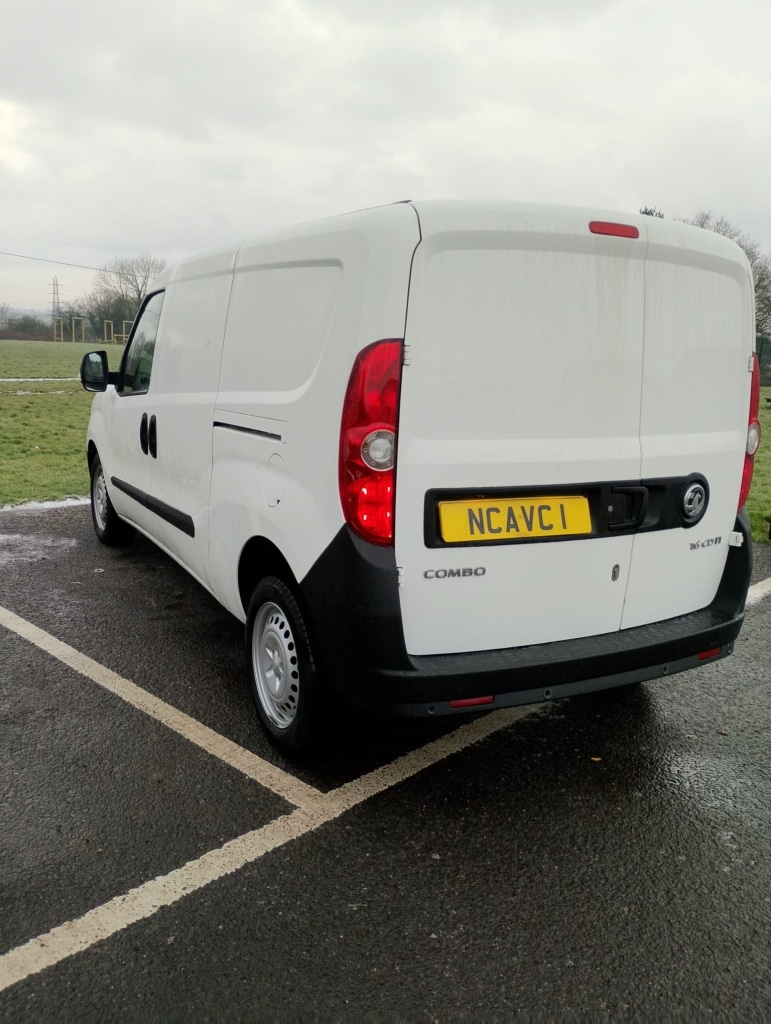 Used Vauxhall Combo 2016 for sale - 77115215: Photo 3