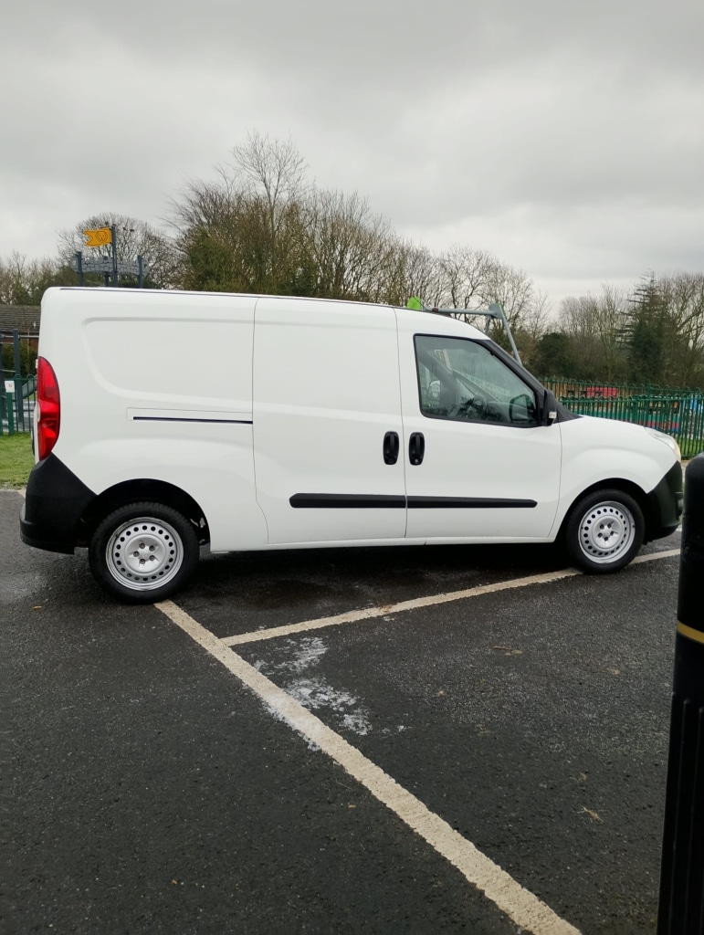 Used Vauxhall Combo 2016 for sale - 77115215: Photo 6