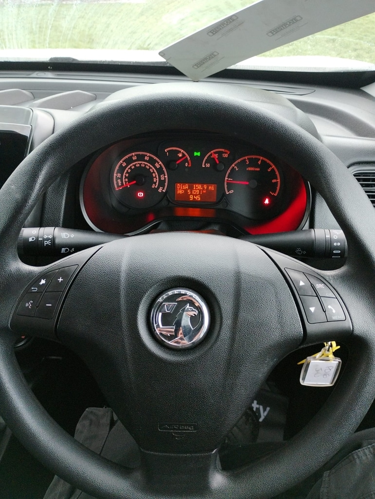 Used Vauxhall Combo 2016 for sale - 77115215: Photo 9