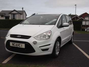 2013 (63) - 2.0 TDCi 140 Zetec 5dr