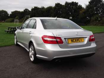 Used Mercedes-Benz E-Class 2010 for sale - 74656008: Photo
