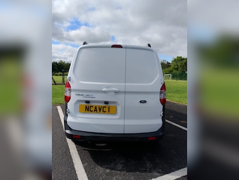 Used Ford Transit Courier 2016 for sale - 78542205: Photo