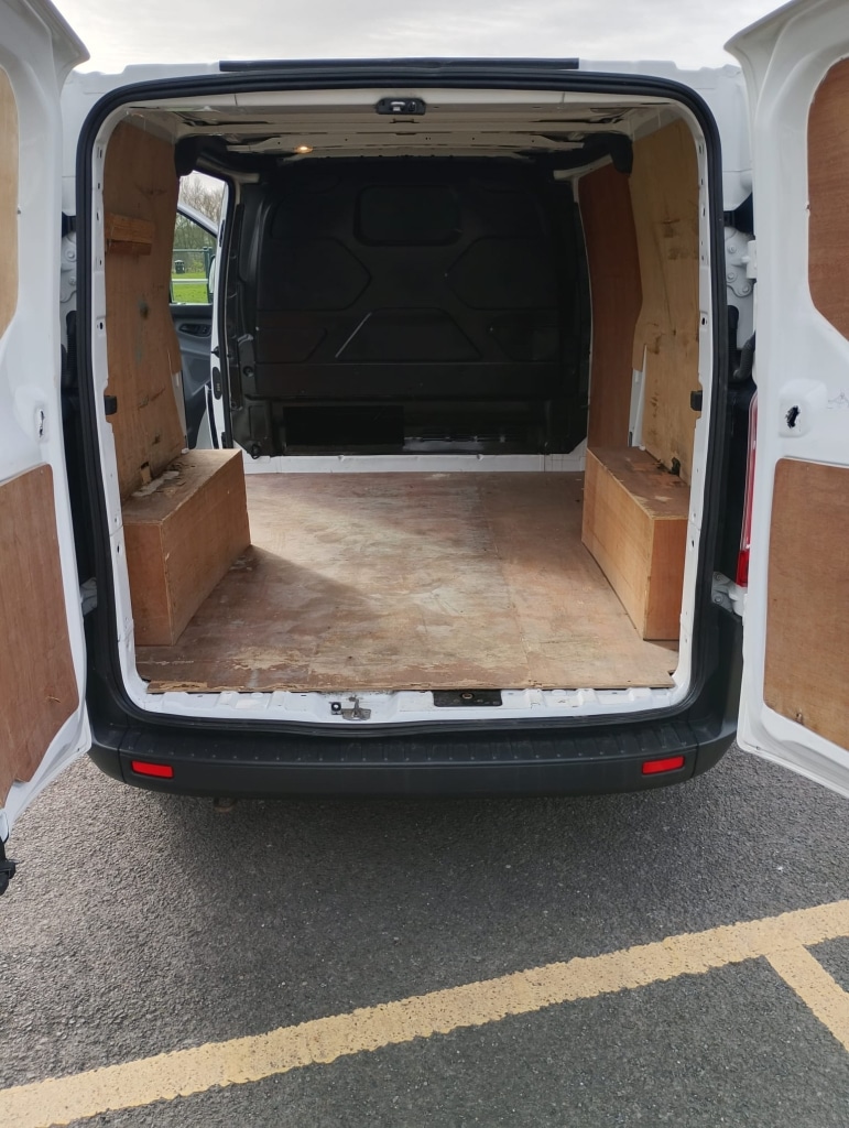 Used Ford Transit Custom 2015 for sale - 77902833: Photo 14