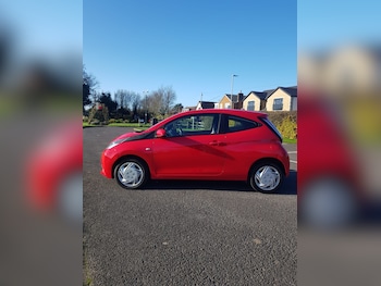 Used Toyota AYGO 2015 for sale - 76600188: Photo