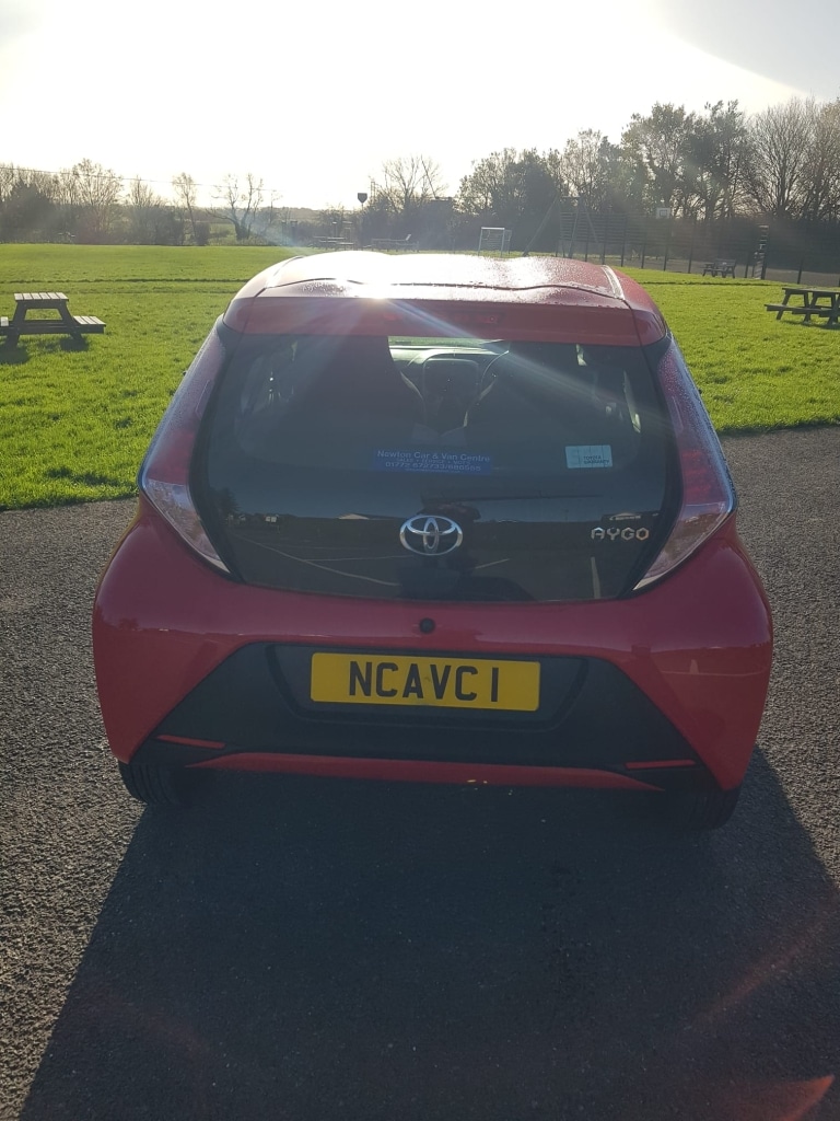 Used Toyota AYGO 2015 for sale - 76600188: Photo 4