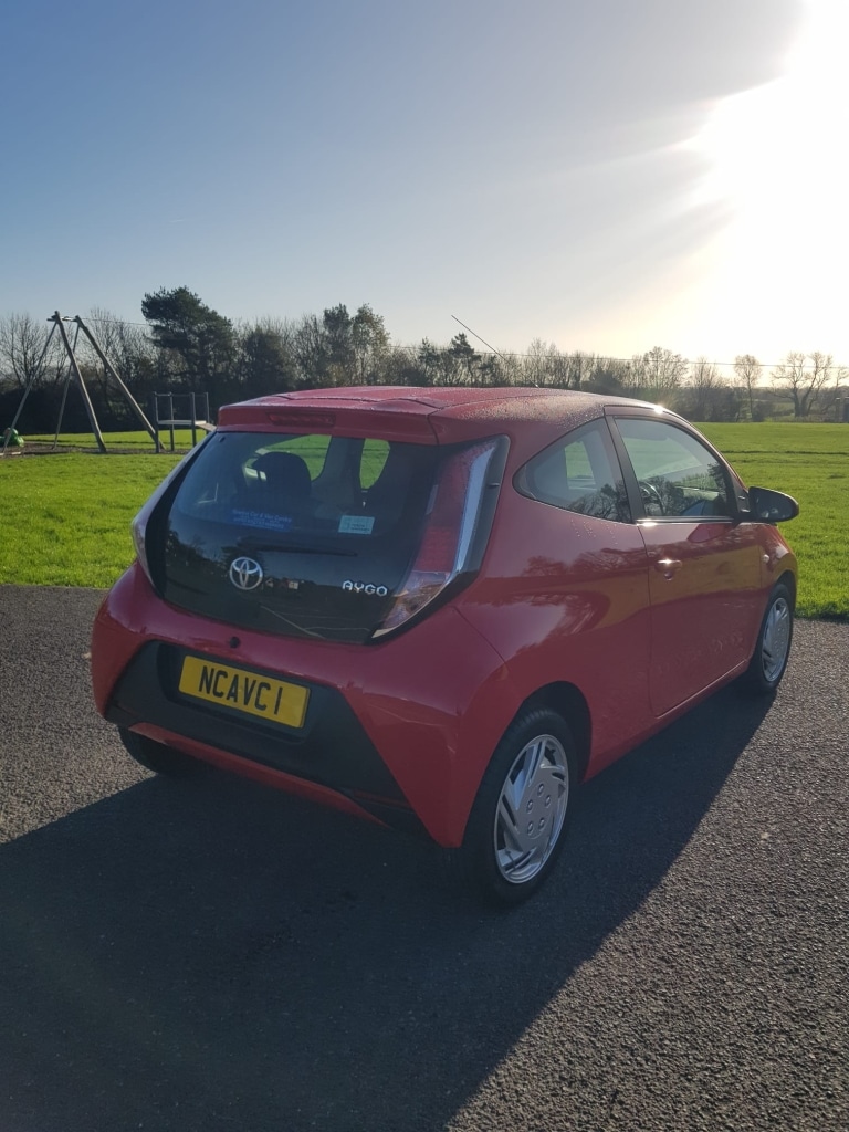 Used Toyota AYGO 2015 for sale - 76600188: Photo 5