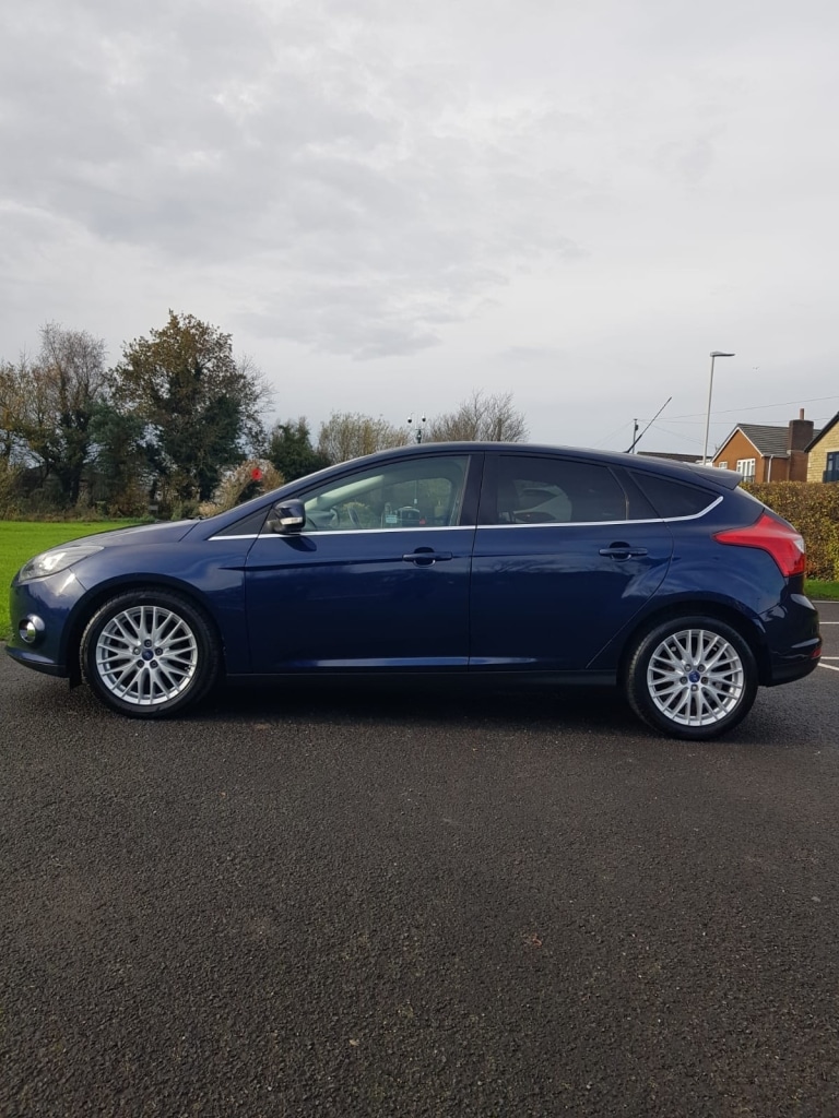 Used Ford Focus 2012 for sale - 76532553: Photo 2