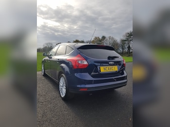 Used Ford Focus 2012 for sale - 76532553: Photo