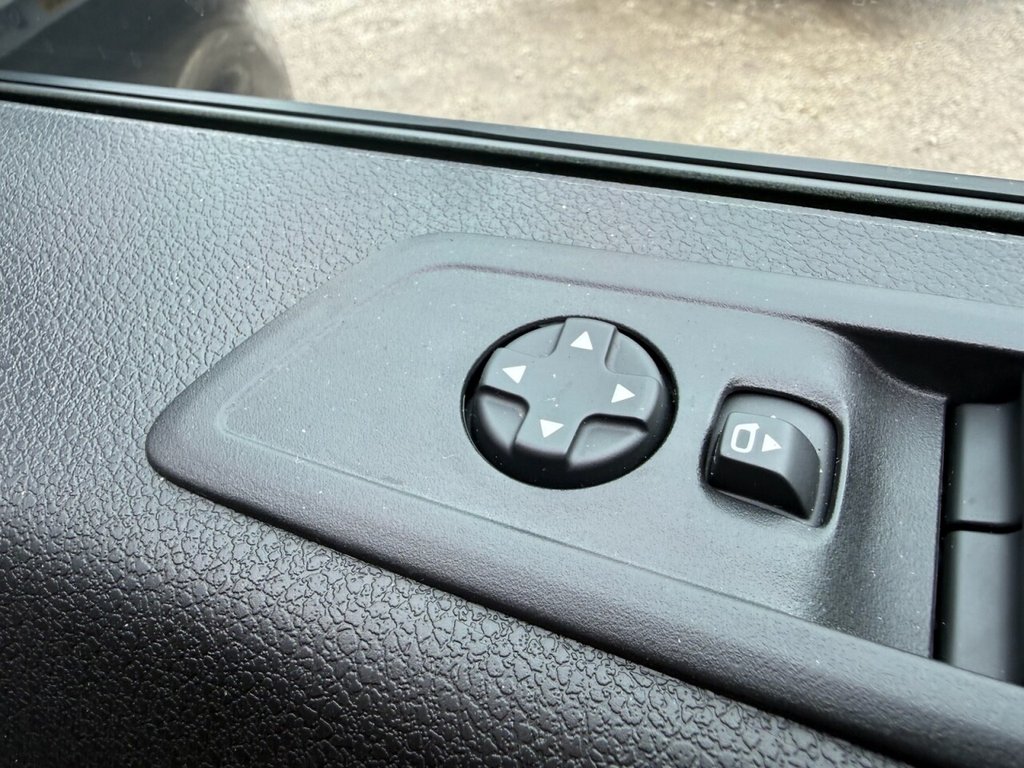 Used Peugeot e-Traveller 2025 for sale - 77967311: Photo 15