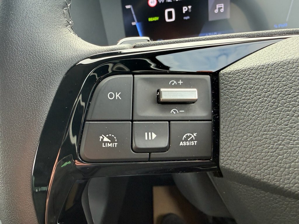 Used Peugeot e-Traveller 2025 for sale - 77967311: Photo 47