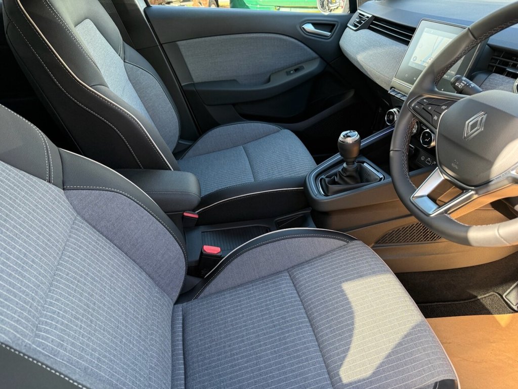 Used Renault Clio 2025 for sale - 78097140: Photo 20