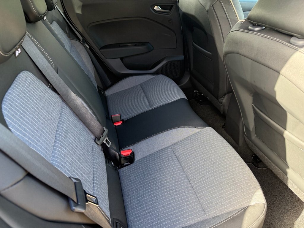 Used Renault Clio 2025 for sale - 78097140: Photo 21