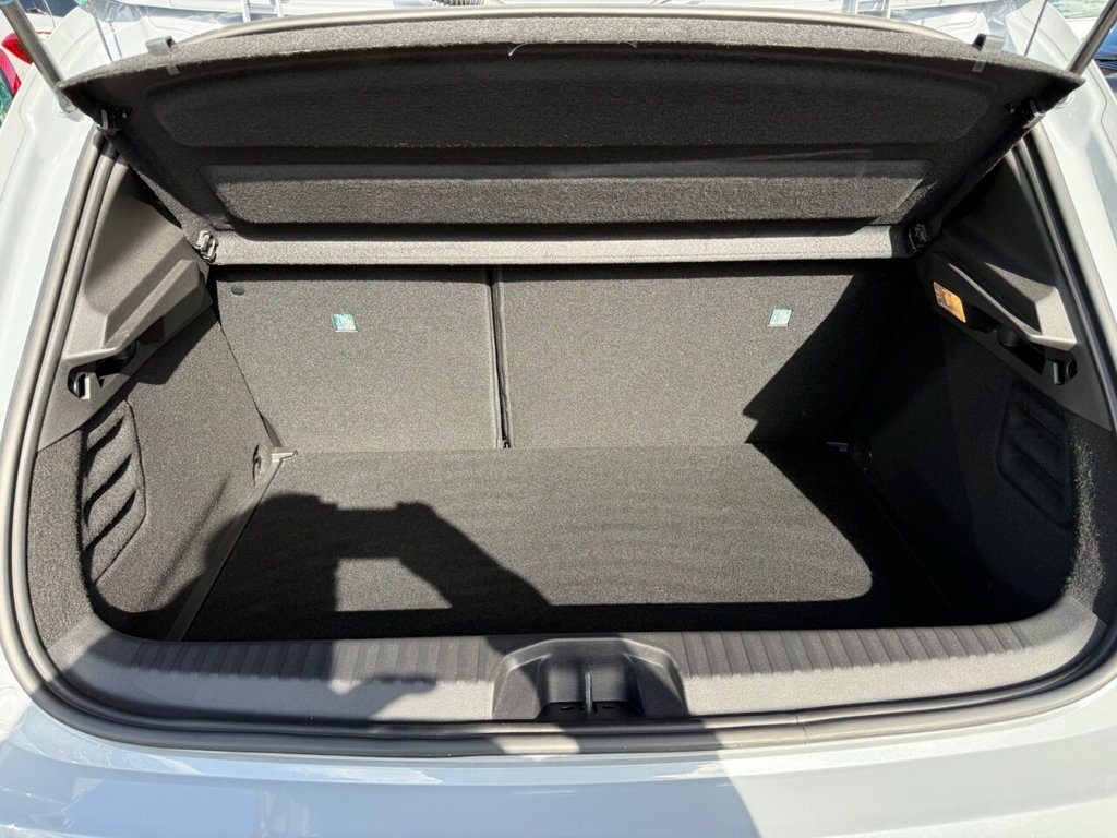 Used Renault Clio 2025 for sale - 78097140: Photo 23