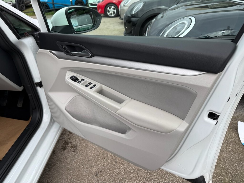 Used Volkswagen Golf 2020 for sale - 77719892: Photo 23