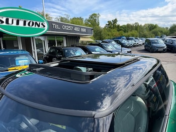 Used MINI Hatch 2023 for sale - 78619049: Photo