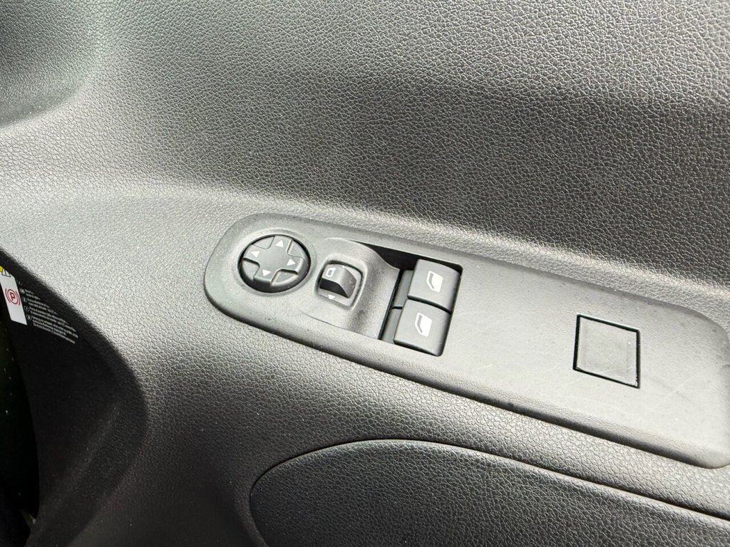 Used Vauxhall Combo Life 2025 for sale - 76706402: Photo 23