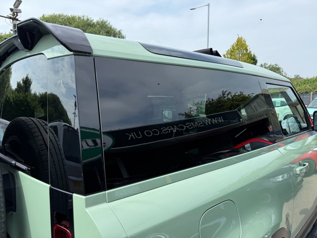 Used Land Rover Defender 2023 for sale - 76706410: Photo 34