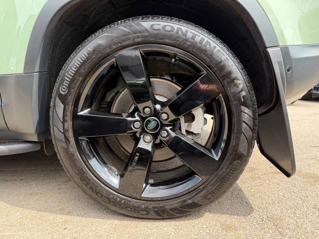 Used Land Rover Defender 2023 for sale - 76706410: Photo 41