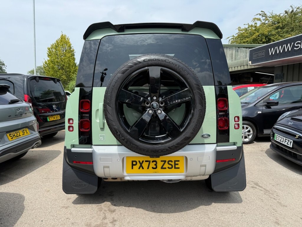 Used Land Rover Defender 2023 for sale - 76706410: Photo 5