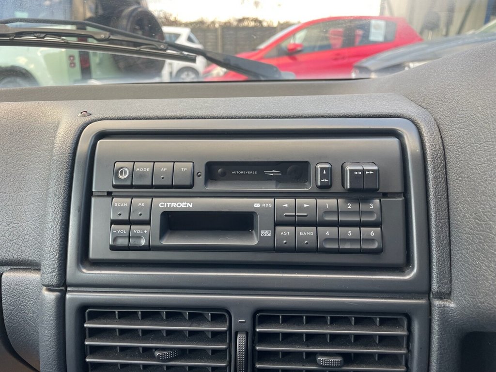 Used Citroen AX 1996 for sale - 76706409: Photo 16