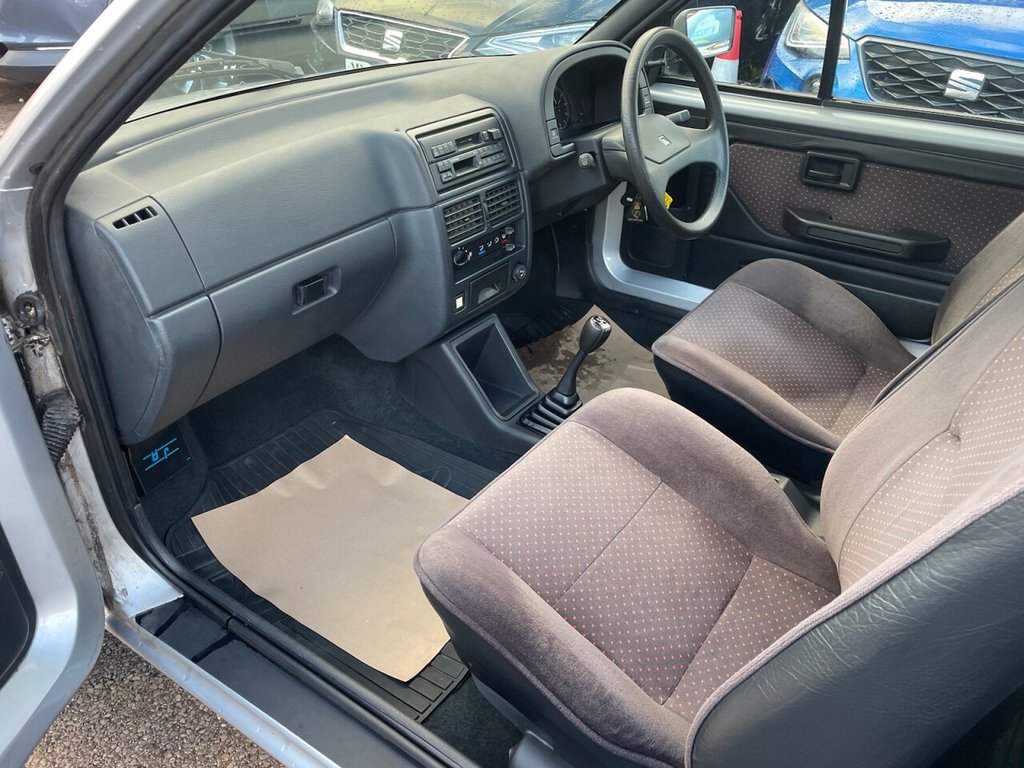 Used Citroen AX 1996 for sale - 76706409: Photo 28