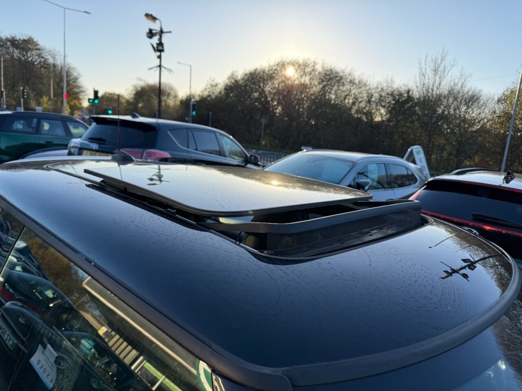 Used MINI Hatch 2023 for sale - 76706406: Photo 3