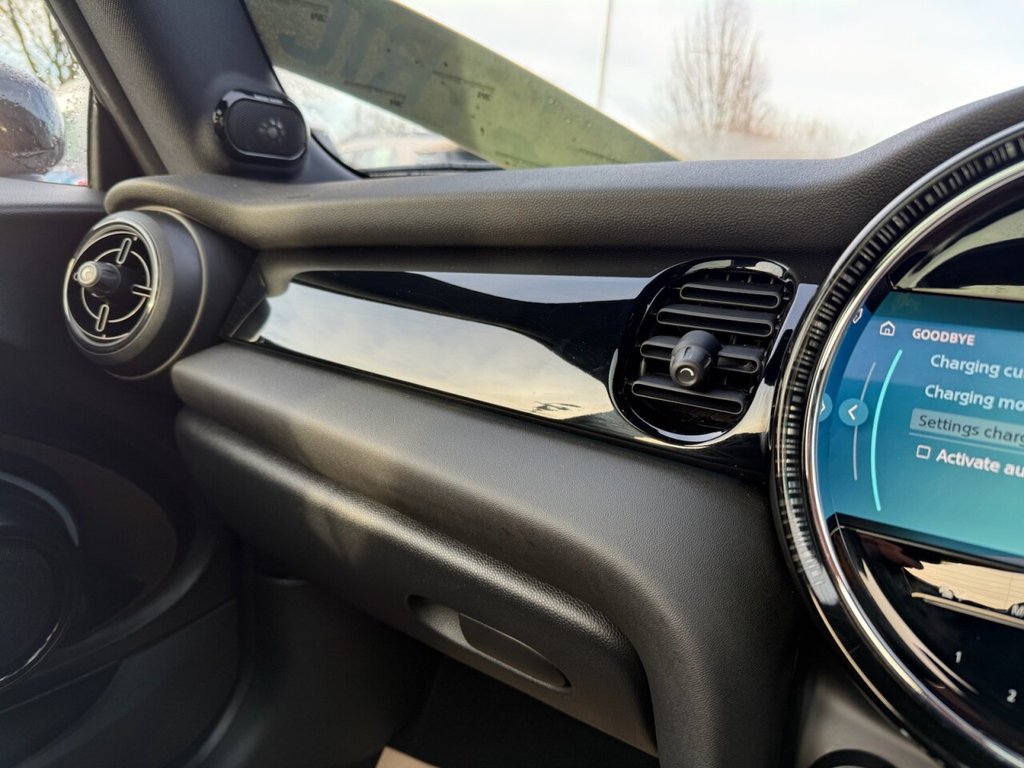 Used MINI Electric Hatch 2023 for sale - 76706406: Photo 43