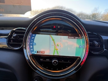 Used MINI Hatch 2023 for sale - 76706406: Photo