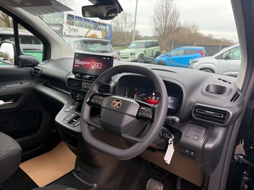 Used Vauxhall Combo Life Electric 2026 for sale - 77621580: Photo 26