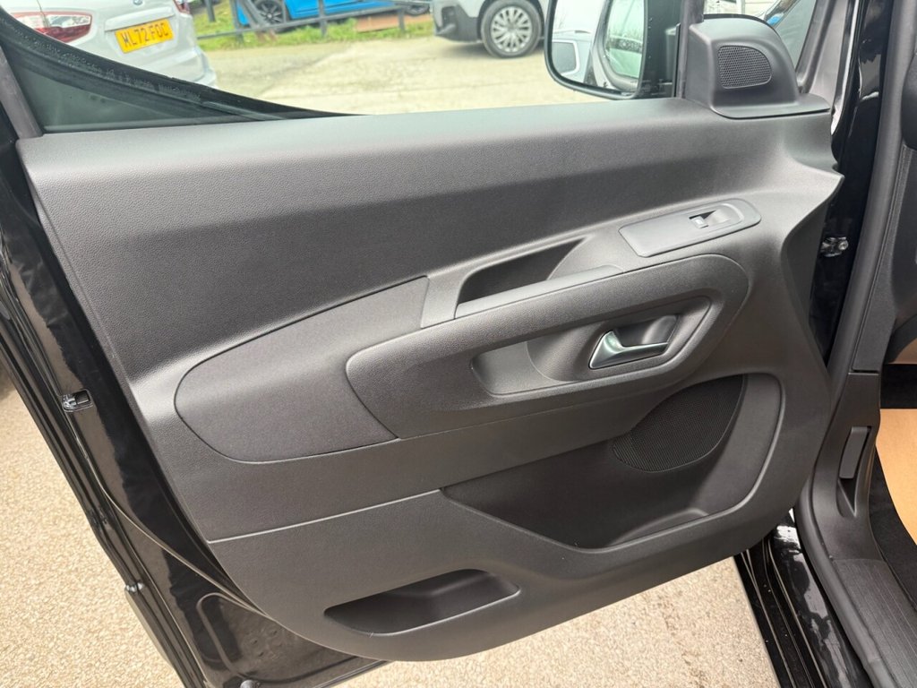 Used Vauxhall Combo Life Electric 2026 for sale - 77621580: Photo 39