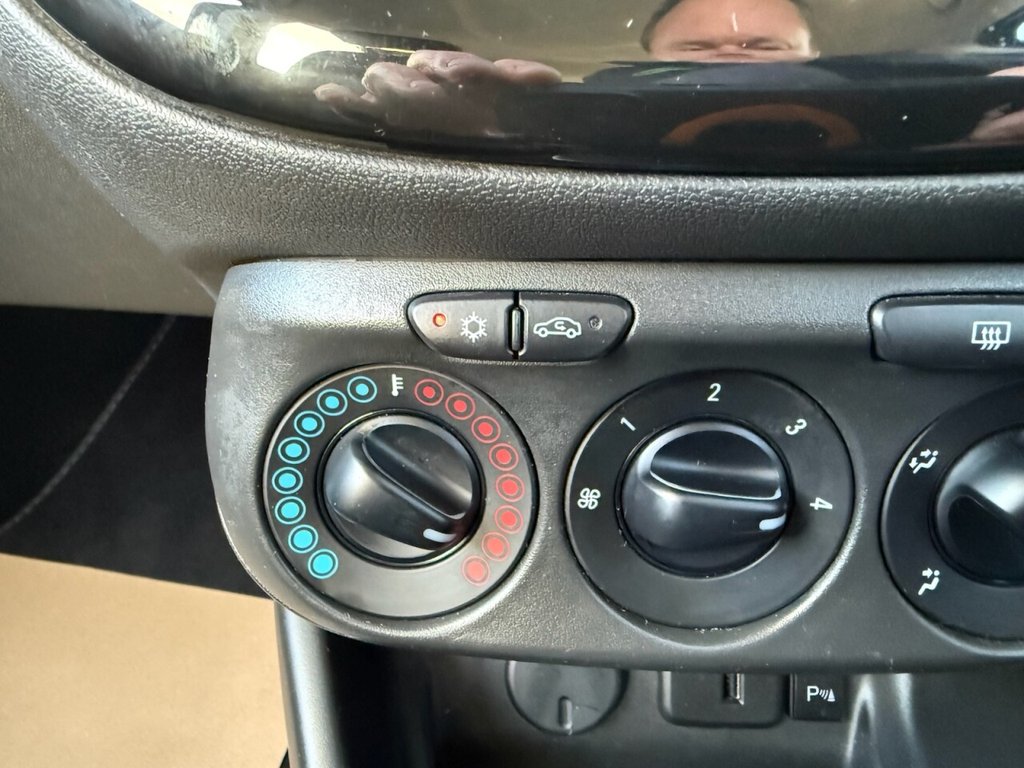 Used Vauxhall Corsa 2018 for sale - 76706358: Photo 14